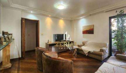Apartamento com 3 suítes.