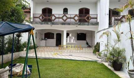 Sobrado com 3 dormitórios à venda, 300 m² por R$ 3.200.000,00 - Olímpico - São Caetano do Sul/SP