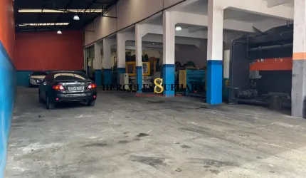 Raridade! Galpão com 125m de fundos e pé direito com aprox. 8m, no Brás em São Paulo