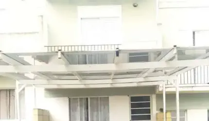 Casa sobrado em Biritiba  -  Poá