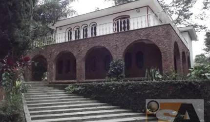 Chácara de 26.000 m² em Itaquaquecetuba/SP; 4 quartos; piscina