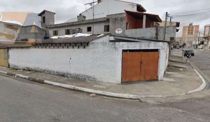 CASA RESIDENCIAL em Jardim Lincoln - Suzano, SP