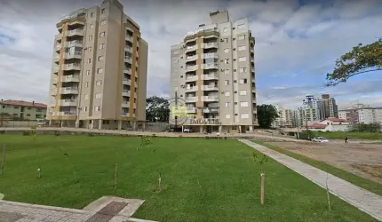 Apartamento à venda, mobiliado de 02 dormitórios, sendo 01 suíte com sacada no Pagani - Palhoça