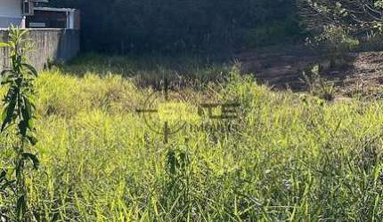Terreno com 360m² em Forquilhas, em São José/SC