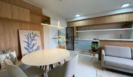 Apartamento à venda, de 02 dormitórios, sacada com churrasqueira na Serraria - São José