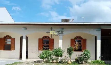Casa à venda, de alvenaria e laje de 3 dormitórios na Praia de Fora, em Palhoça/SC