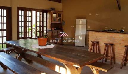 Casa no Centro de Cabreúva - 320 m2 com 3 dormitórios - excelente localização - Cabreúva COD. 26346