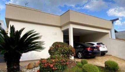 Casa de Condomínio com 3 dormitórios, sendo 1 suíte  à venda, 164 m² por R$ 900.000 - Residencial Monte Verde  - Tatuí/SP