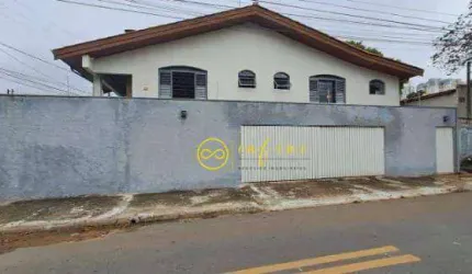 Casa Residencial com 3 Quartos, sendo 1 Suíte à venda, 198 m² por R$ 740.000 - Vila Jardini - Sorocaba/SP