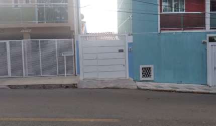 Casa com  Três quartos
