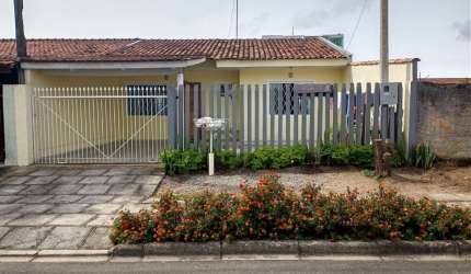 Casa  3 quartos