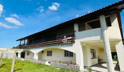 Sobrado para venda com 4 quartos 2 suítes no bairro Gralha Azul em Fazenda Rio Grande - SO399