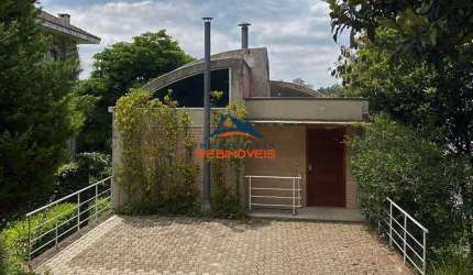 Excelente oportunidade: Casa em condomínio à venda em Cotia-SP, bairro Palos Verdes, 3 quartos, 1 suíte, 3 salas, 4 banheiros, 2 vagas, 275m².