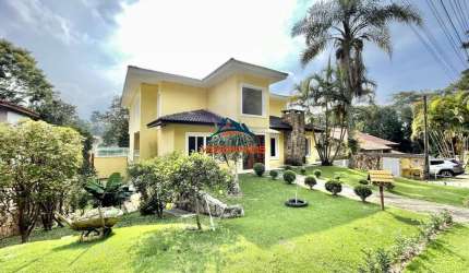 Casa em Condomínio de Luxo em Itapevi-SP, Transurb: 4 Quartos, 3 Suítes, 3 Salas, 6 Banheiros, 6 Vagas, 494,50 m².