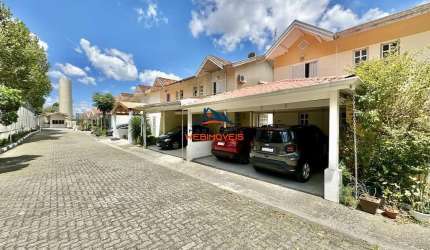 Casa em Condomínio de Luxo em Cotia-SP! 3 Quartos, 1 Suíte, 3 Salas e Mais de 200m² de Área - Imperdível!