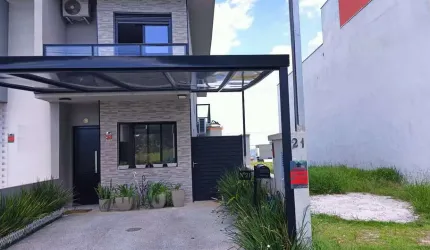 Casa em Condomínio à Venda em Cotia-SP, Bairro Sítio Boa Vista: 2 Quartos, 1 Suíte, 2 Salas, 3 Banheiros, 2 Vagas - 112,70m².