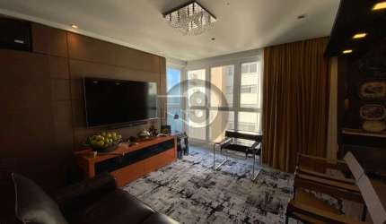 LINDO APARTAMENTO REFOMADO, VISTA MAR