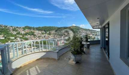 Cobertura 3 quartos vista panorâmica no Centro.
