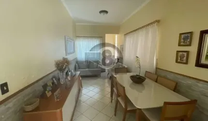Casa no Centro 3 quartos e uma vaga