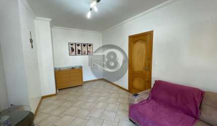 1 quarto Centro sacada e garagem trancada