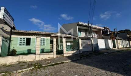 Casa com 3 quartos à venda na Fazendinha, Itajaí , 173 m2 por R$ 950.000