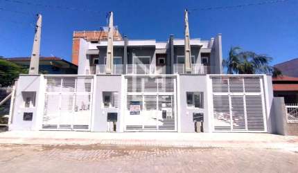 Casa com 2 quartos à venda no Itacolomi, Balneário Piçarras , 109 m2 por R$ 680.000
