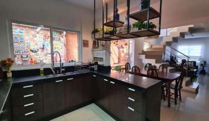 Casa à venda em Curitiba, Abranches, com 3 quartos, com 129.76 m², Condomínio Jardins São Lourenço