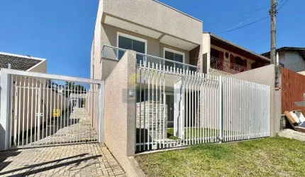 Sobrado à venda em Curitiba, Bairro Alto, com 3 quartos, com 94 m²