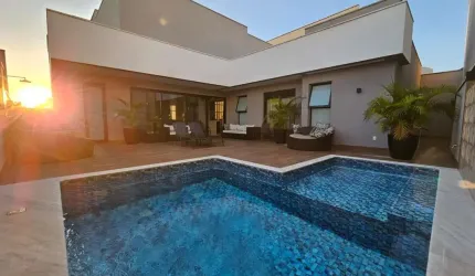 Imperdível Casa de Luxo em Condomínio - 3 Quartos, 3 Suítes, 4 Vagas - Americana-SP, Jardim dos Ipês Amarelos