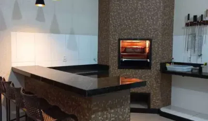 Imperdível! Casa à venda em Americana-SP, Parque Nova Carioba: 3 quartos, 1 suíte, 3 salas, 3 banheiros, 2 vagas, 232m².