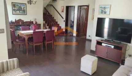 Imperdível oportunidade de adquirir uma casa com 4 quartos e 1 suíte no bairro Werner Plaas em Americana-SP!