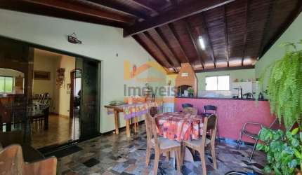 Casa com 5 quartos à venda no São Vitor, Americana  por R$ 1.300.000