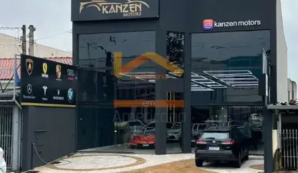 Salão Comercial para Locação em Americana-SP, no Jardim Girassol: 1 Sala, 2 Banheiros, 4 Vagas de Garagem, 270m² de Área. Venha Conferir!