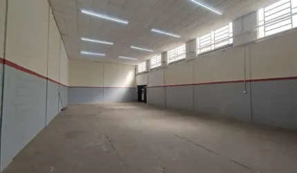 Salão Industrial de Alto Padrão na Morada do Sol em Americana-SP: 6 Salas, 4 Banheiros, 2 Vagas de Garagem, 527m² de Área