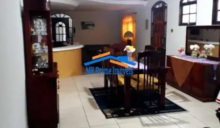 Ótimo Sobrado com 260m², 4 quartos e 3 vagas - Santa Maria, Osasco.