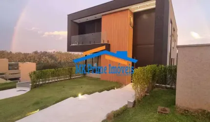 Luxuosa Casa Nova no Condomínio Gênesis II sendo 490m² de Terreno.