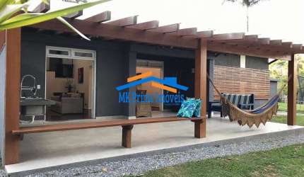 Casa Condomínio Fechado Arborizada recém reformada 4 Dormitórios -Cotia/SP
