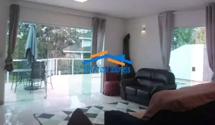 Assobradado com  3 Suítes - 5 WC - Piscina - Pq. Príncipes