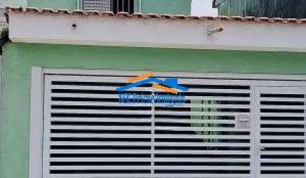 Ótimo Sobrado à Venda – 3 Dormitórios, 2 Vagas de Garagem.