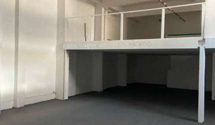 VENDE  Prédio Comercial Km 18 com 636m2.