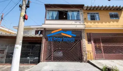 Excelente Sobrado com 3 Dormitórios 1 Suíte e 2 Vagas de Garagem.