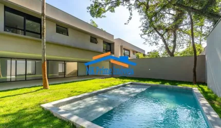 Linda Casa em Condomínio com 935 m² na Granja Julieta