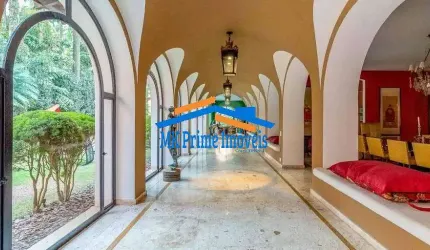 Linda Mansão no Morumbi 1600m² 4 Suites 6 vagas para venda - Jd Guedala/SP