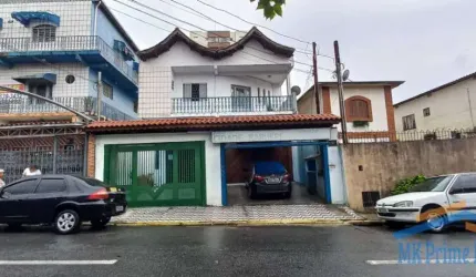Sobrado Residencial/Comercial com 3 dormitórios sendo 2 suítes.