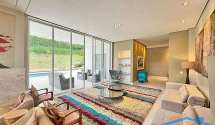 Linda Casa com 3.298m³ de Terreno no condomínio Fazenda da Grama/Itupeva!!!