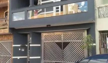 Sobrado Espetacular com 280m² e 4 Dormitórios - Santa Maria.