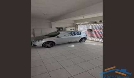 Ótima Casa Térrea com 3 Dormitórios e 3 Vagas de Garagem.