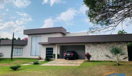 Casa à Venda 5 Dormitórios, 335m² - Reserva Campos de Boituva - Boituva-SP.