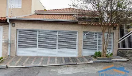 Excelente Casa Térrea com 3 Dormitórios sendo 1 Suíte e 2 Vagas de Garagem.