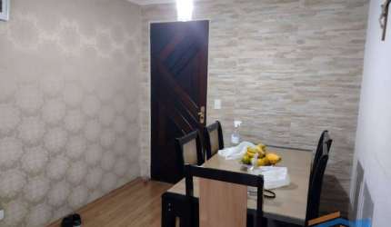 Apartamento com 2 Dormitórios - 1 Vaga - Piscina